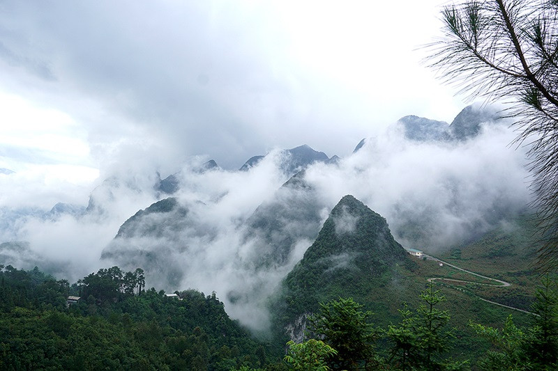 Mùa Săn Mây Đẹp Nhất Ở Hà Giang: Thời Điểm Lý Tưởng Và Những Điểm Săn Mây Không Thể Bỏ Lỡ